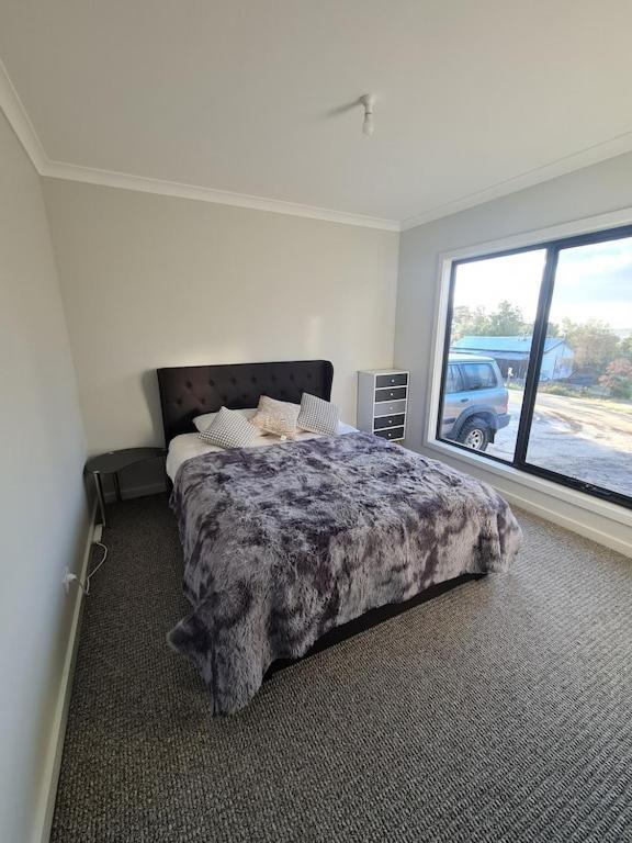 Holiday home Piece Of Paradise, Huge 4 Bedroom Haven *