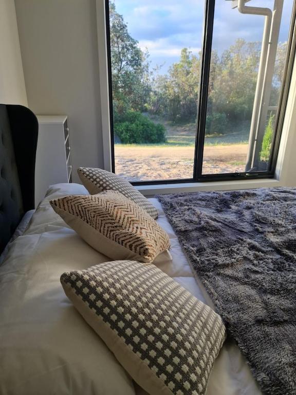Piece Of Paradise, Huge 4 Bedroom Haven Holiday home